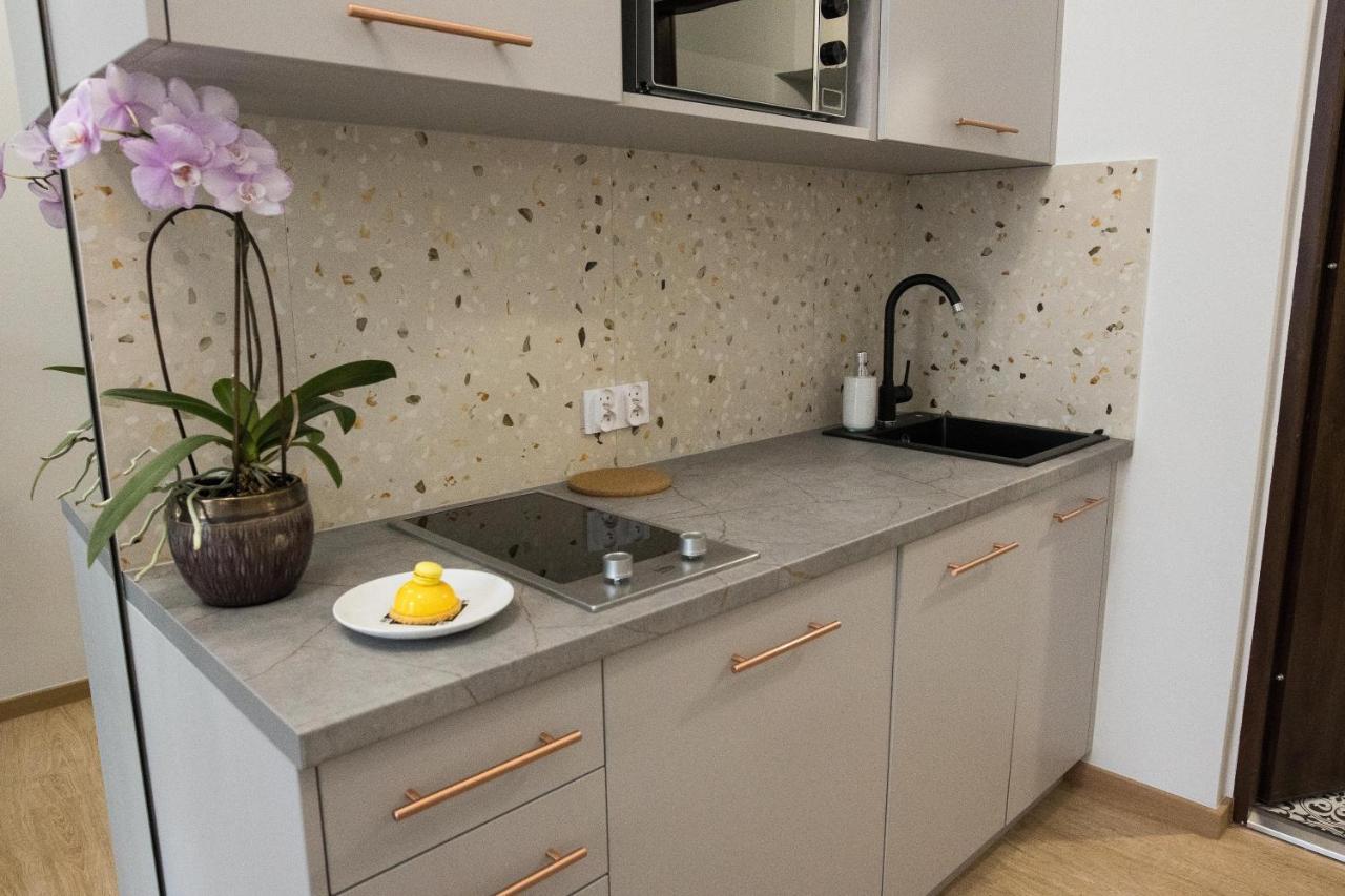 Cracwow K8 Apartments Krakow Bagian luar foto