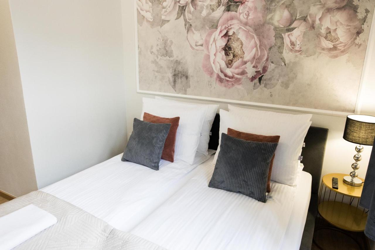 Cracwow K8 Apartments Krakow Bagian luar foto