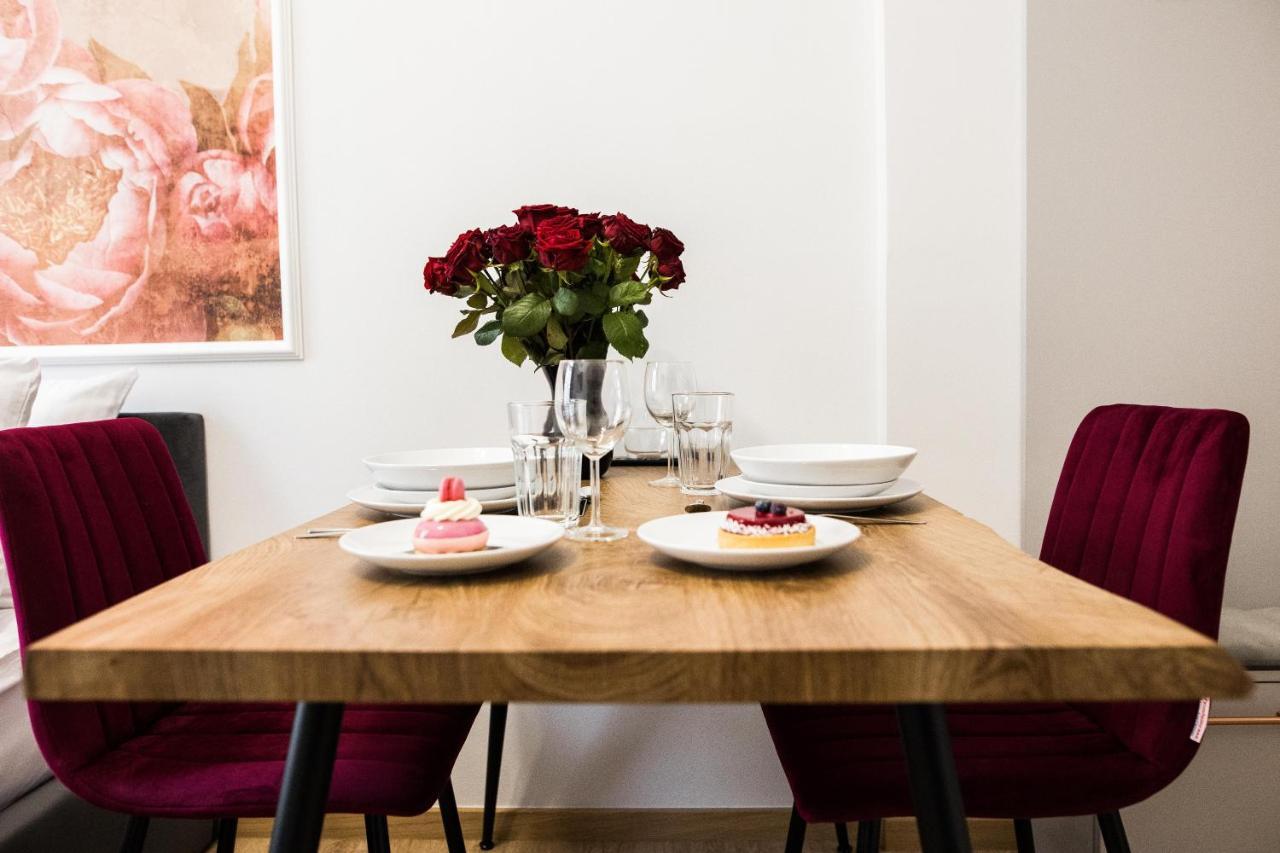 Cracwow K8 Apartments Krakow Bagian luar foto