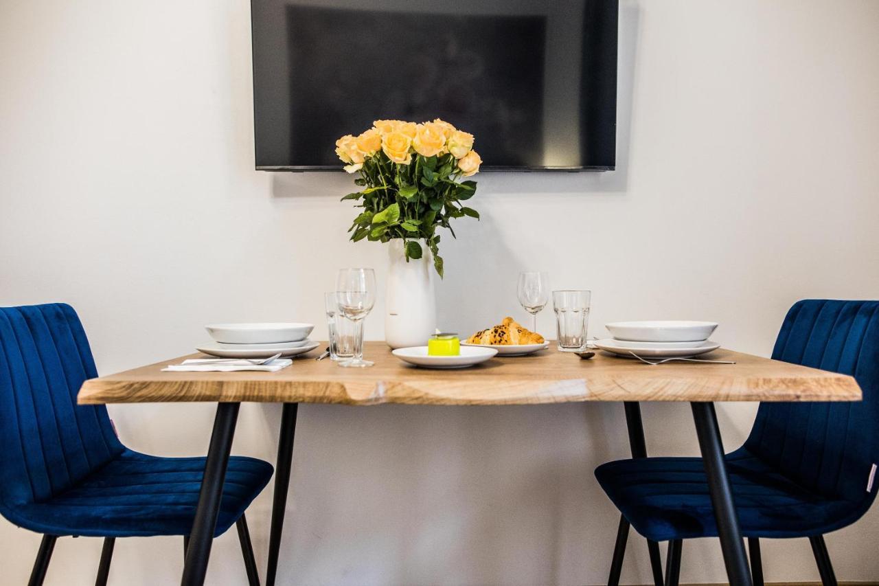 Cracwow K8 Apartments Krakow Bagian luar foto